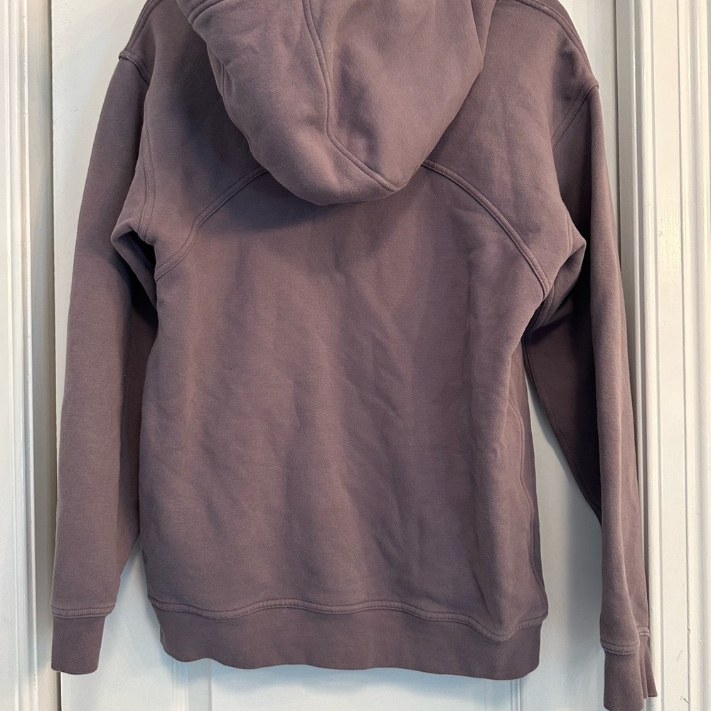 Ladies lululemon sweatshirt - Picture 5 of 5